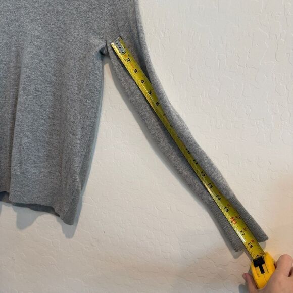 Everlane Cashmere Sweater Gray - Picture 7 of 7